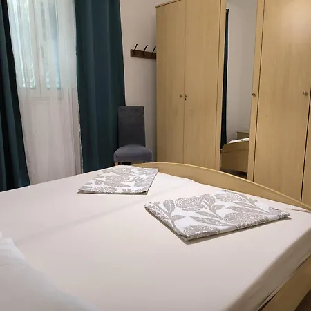Tea Tribunj (Sibenik-Knin)