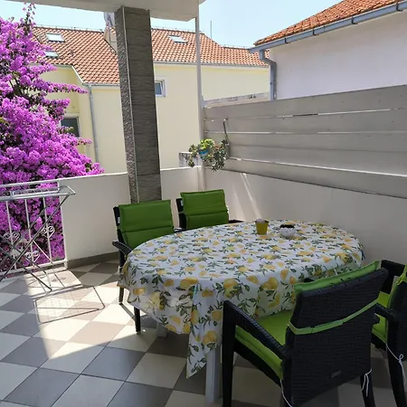 Tea Tribunj (Sibenik-Knin)