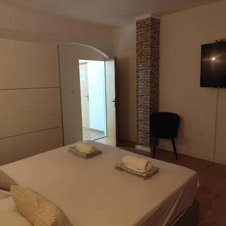 Apartment Tea Tribunj (Sibenik-Knin)